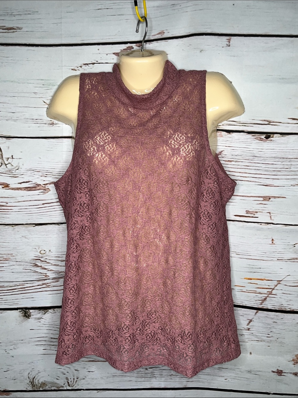 Maurices NWT Size XL Purple - Floral Lace Sleeveless Mock Neck Tank Top Blouse